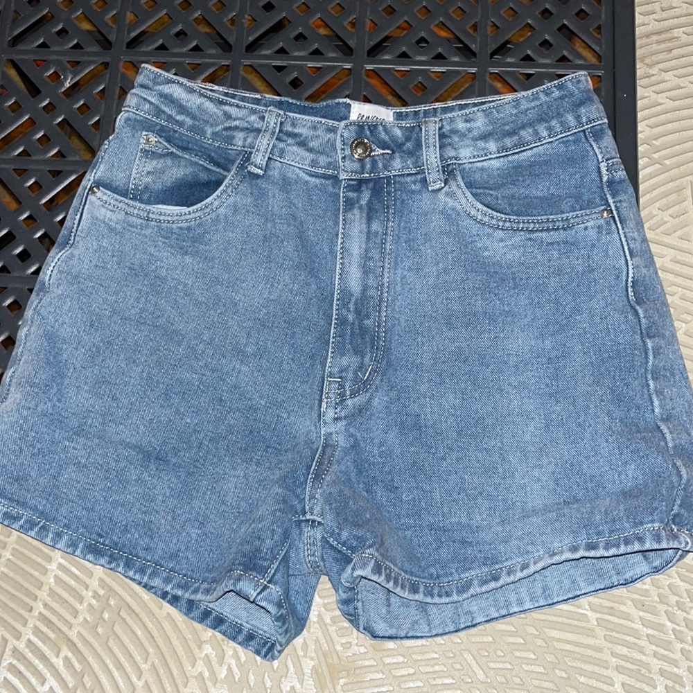 Princess Polly Medium Washed Jean Shorts